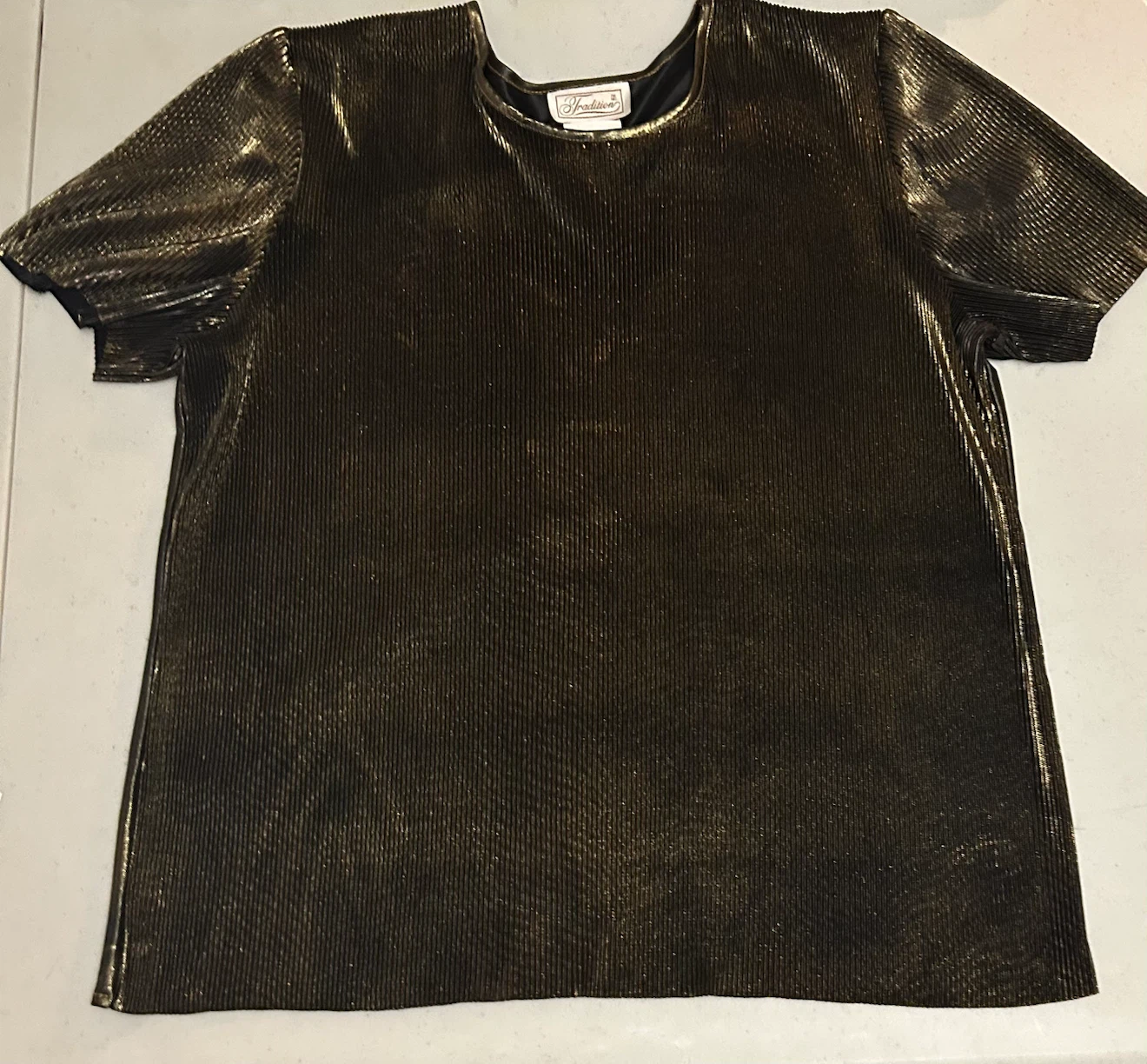 Tradition Gold Pleated Women’s Top Size 16