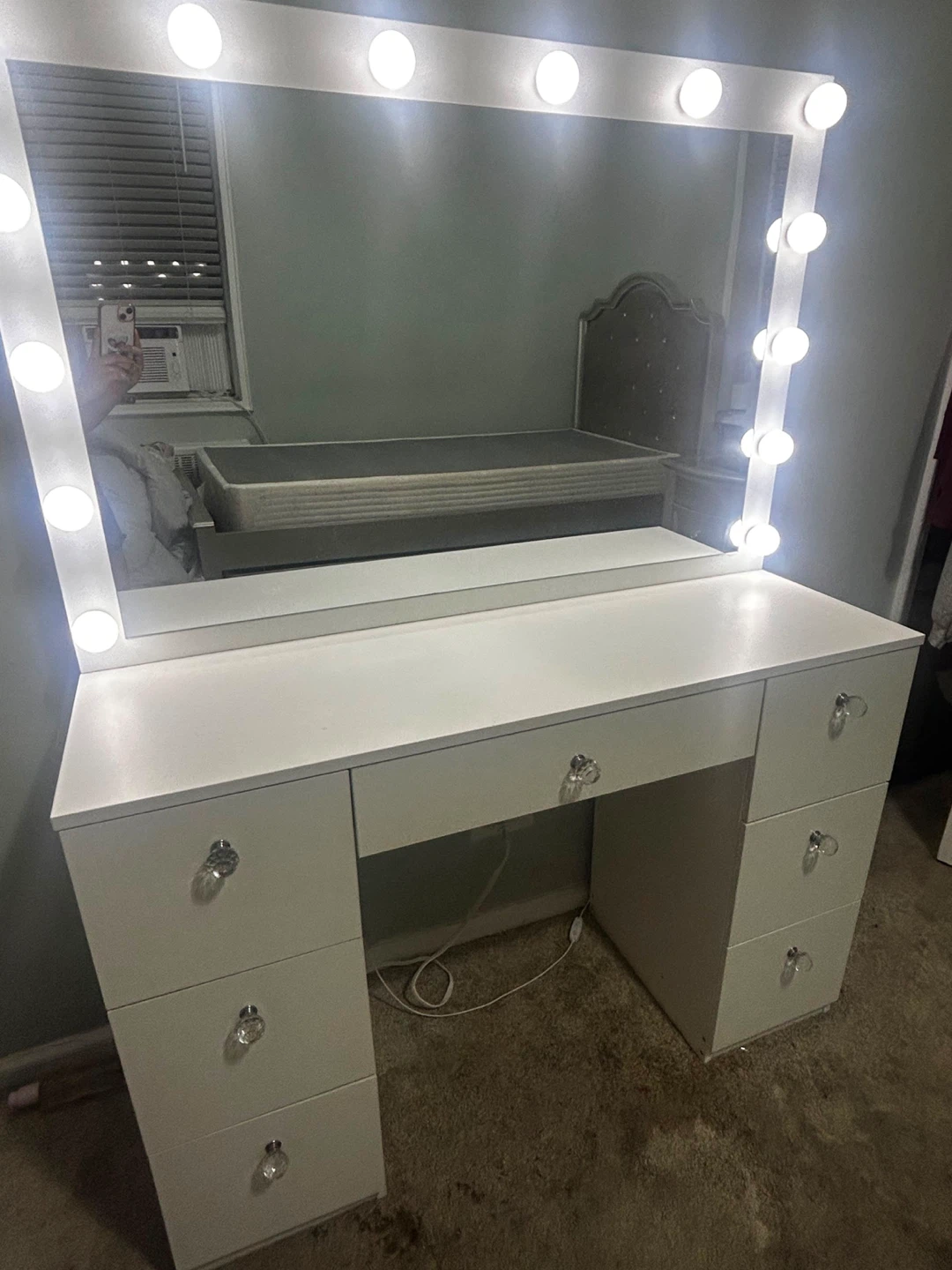 White Vanity Desk with Lights and Mirror