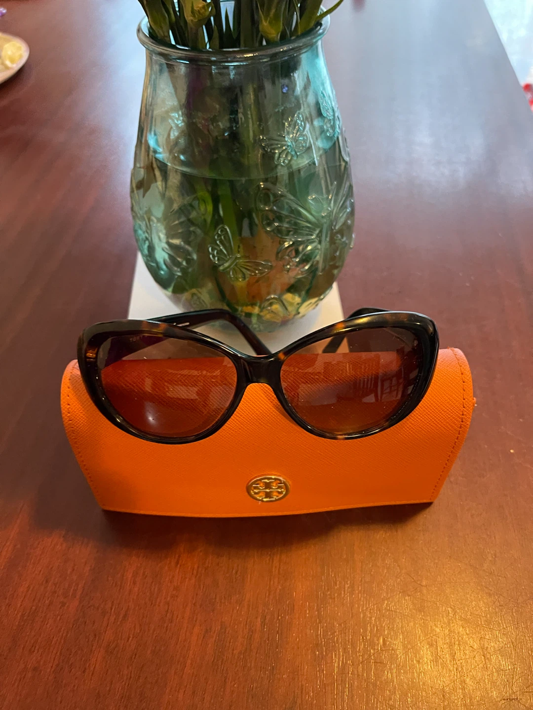 Tory Burch Sunglasses - Tortoiseshell Cat Eye