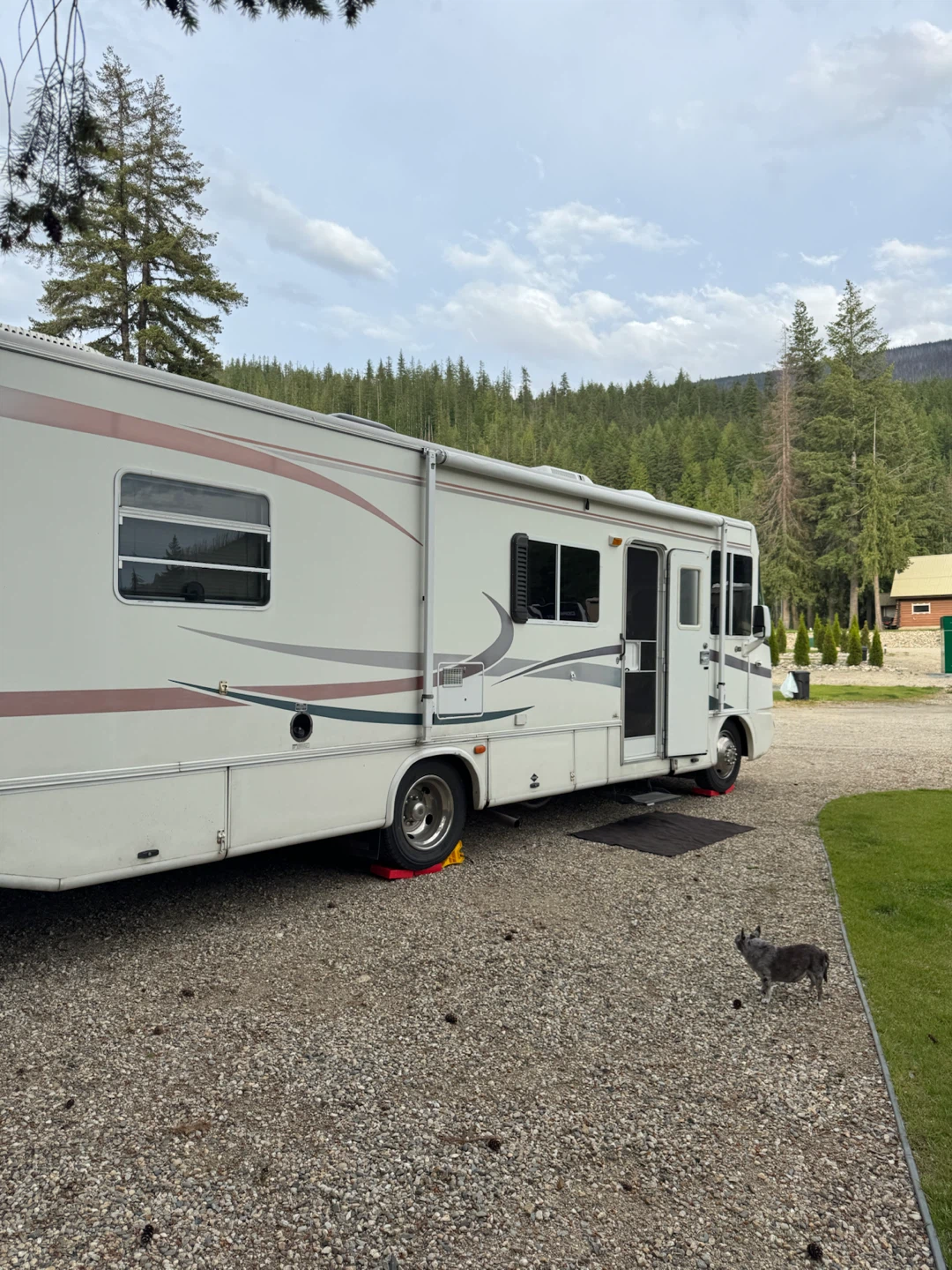 Daymon Daybreak Model 2960 RV