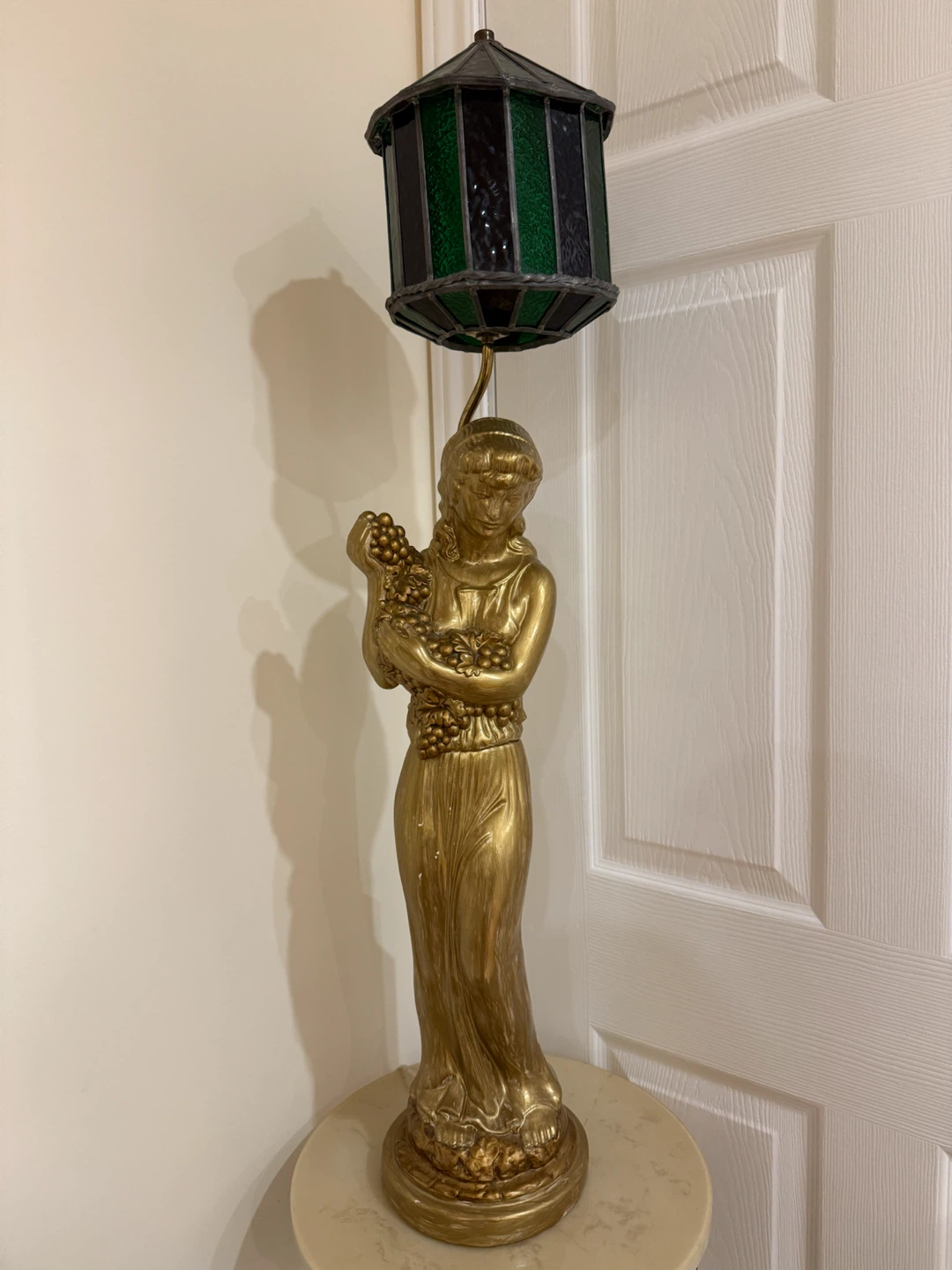 Vintage Brass Figurine Lamp with Stained Glass Shade - photo 2