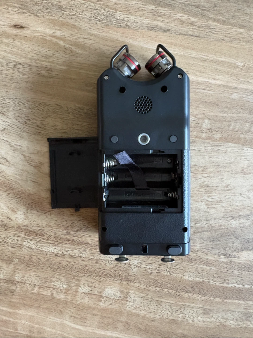 Tascam DR-40x Linear PCM Recorder with Case - photo 4