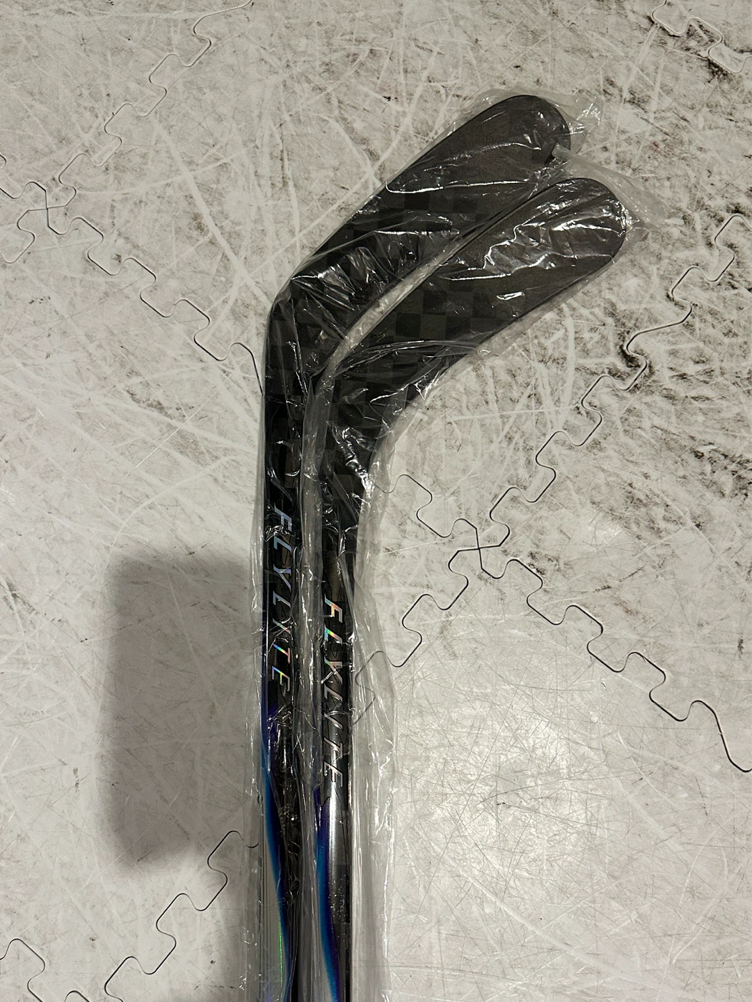 *BRAND NEW* Bauer Flylite Hockey sticks