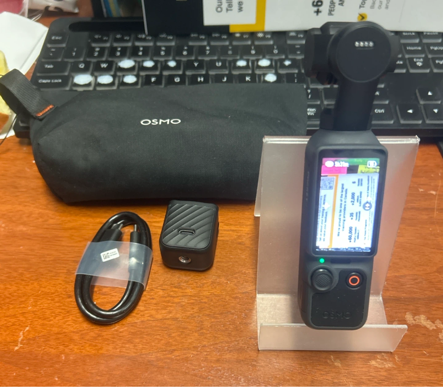 DJI Osmo Pocket  4  Standard Combo