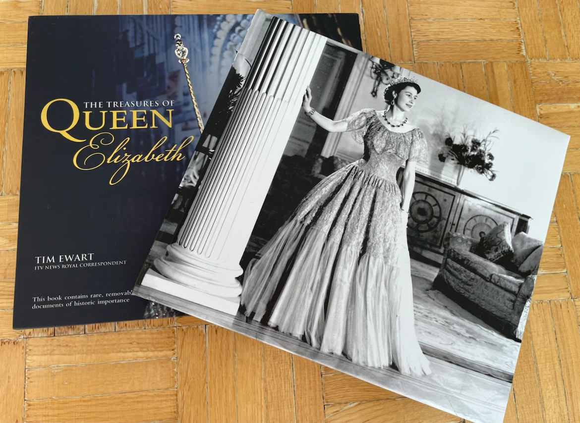 The Treasures Of Queen Elizabeth Book Set - photo 2