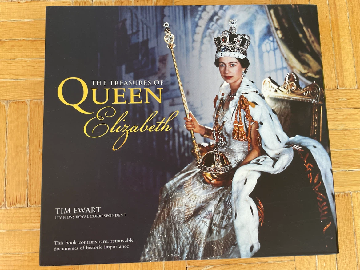 The Treasures Of Queen Elizabeth Book Set - photo 3