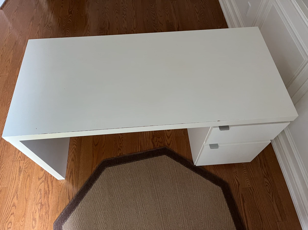 IKEA White Office Desk – Good Condition - photo 3