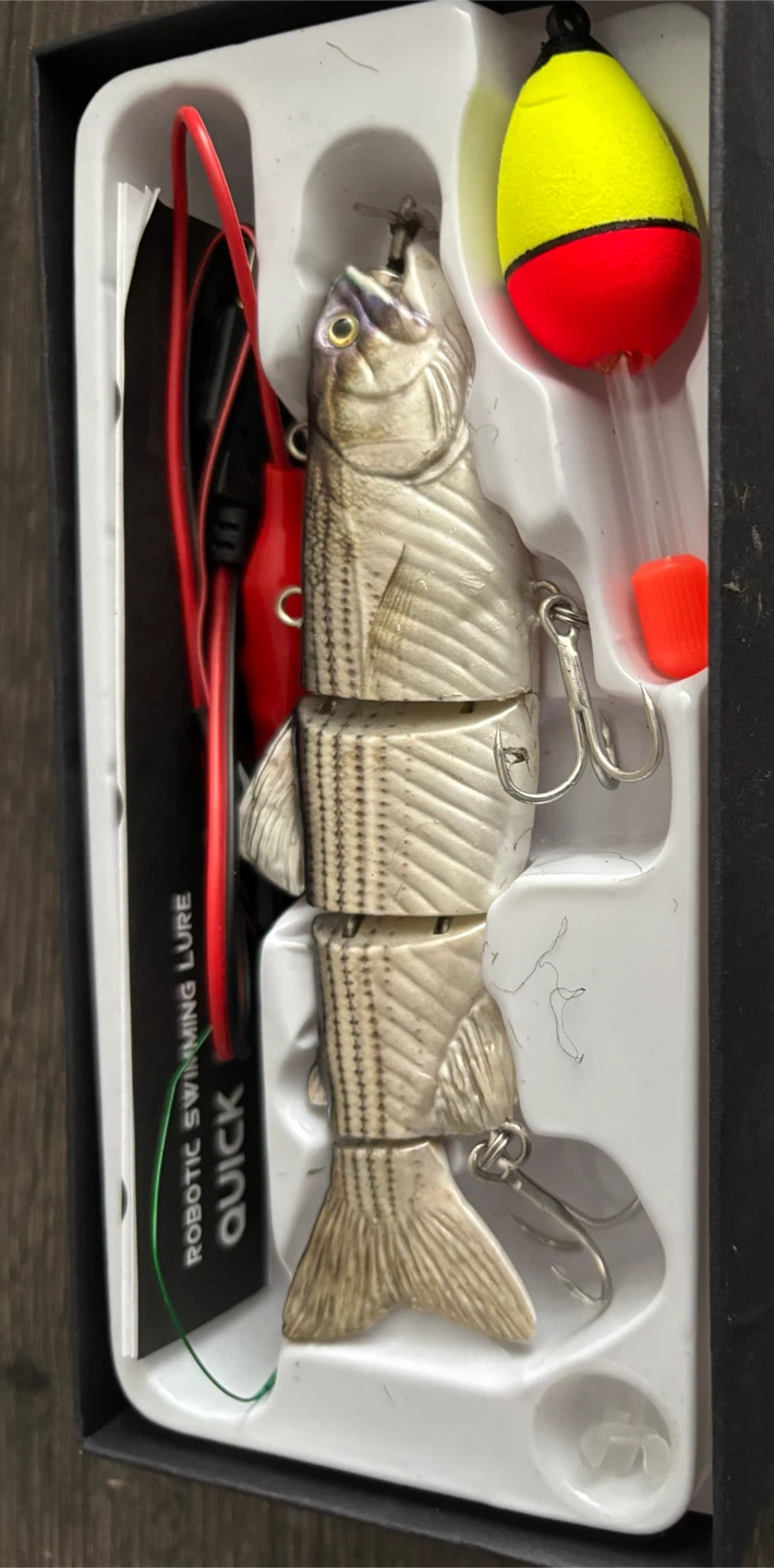 Robotic Swimming Lure with LED Light - photo 2