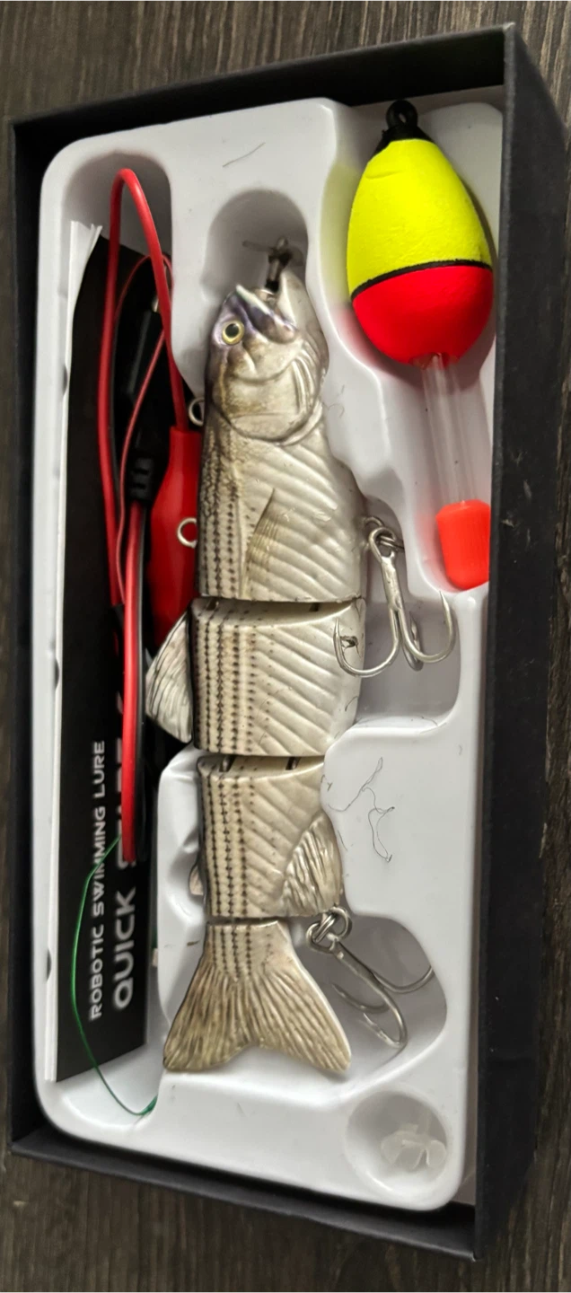 Robotic Swimming Lure with LED Light - photo 4