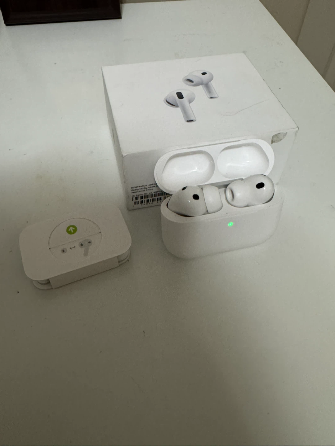 AirPods Pro 3 - photo 2
