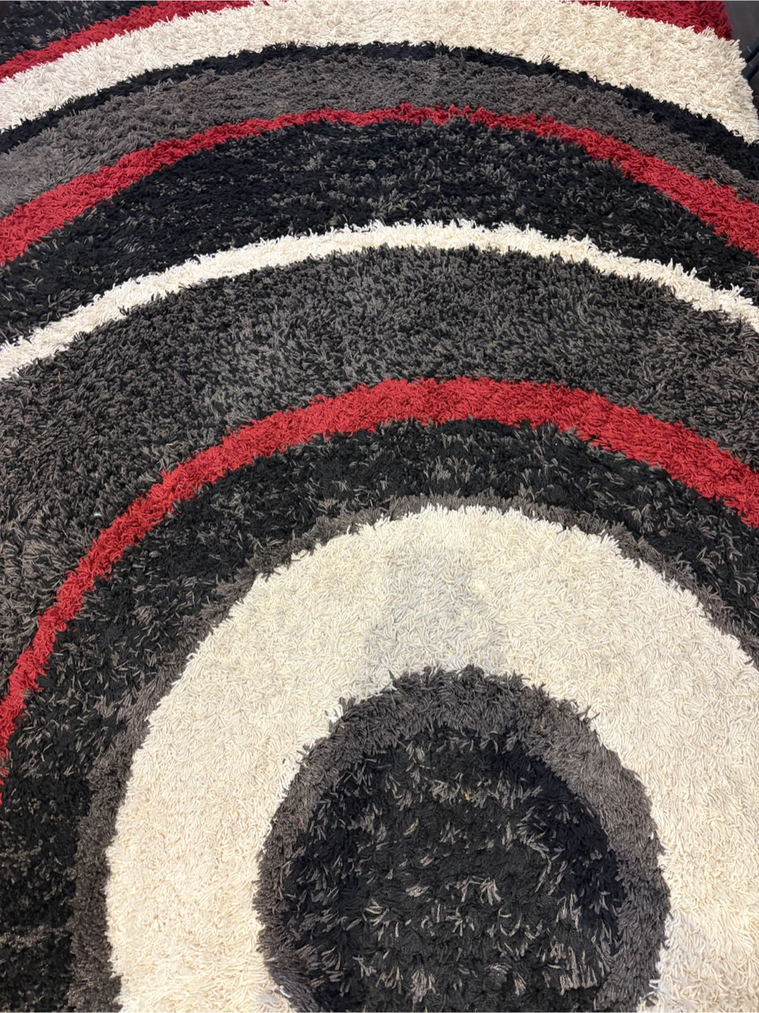 Shaggy area rug