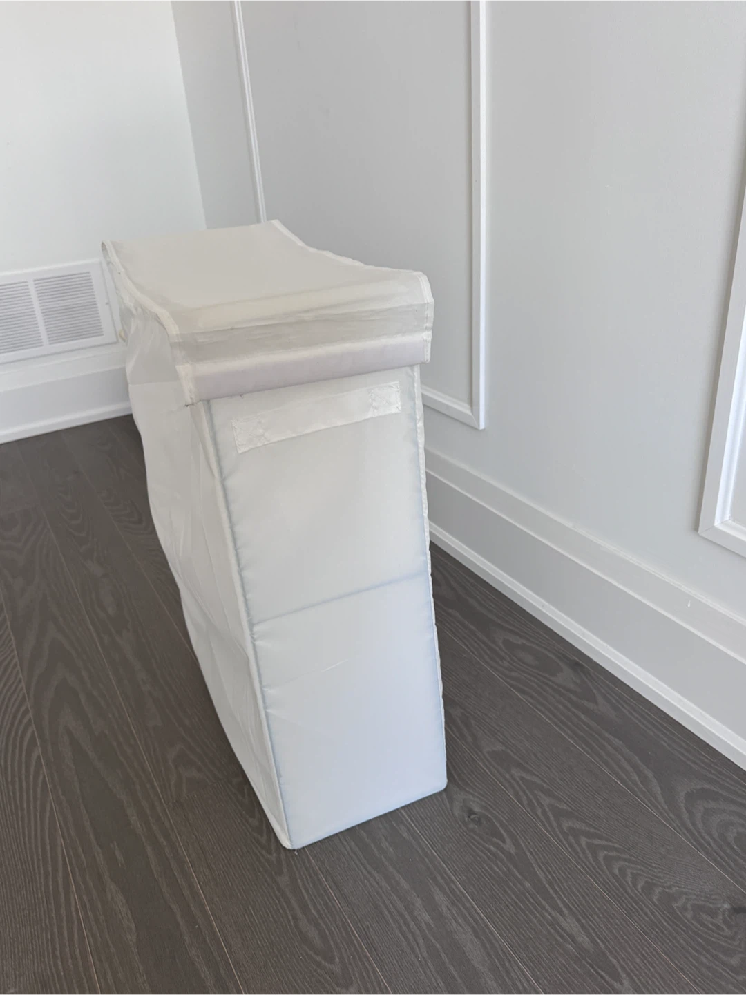 IKEA SKUBB Laundry Bag with Stand - White - photo 2