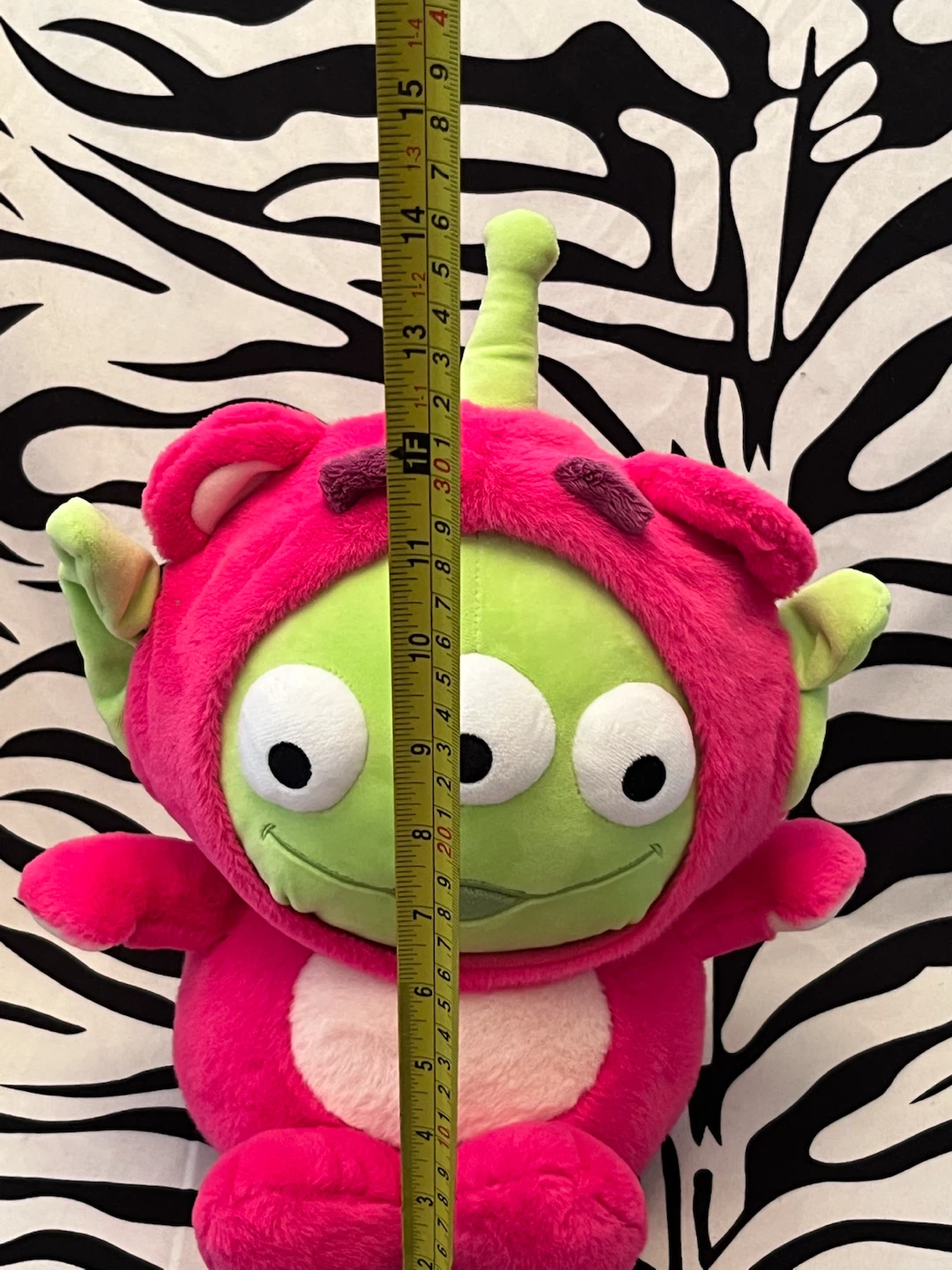 Disney Toy Story Alien Claw Plush dressed as Lotso the bear - photo 2