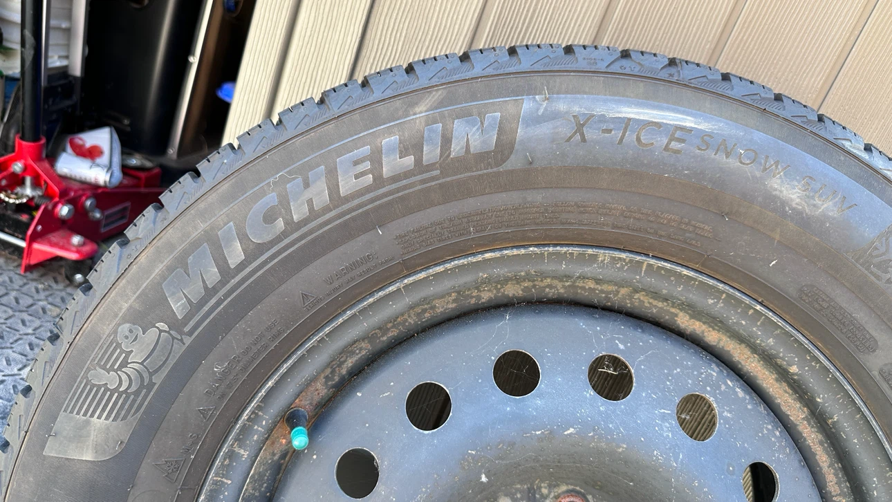 Michelin X-Ice Snow SUV Winter Tires with Rims - photo 2