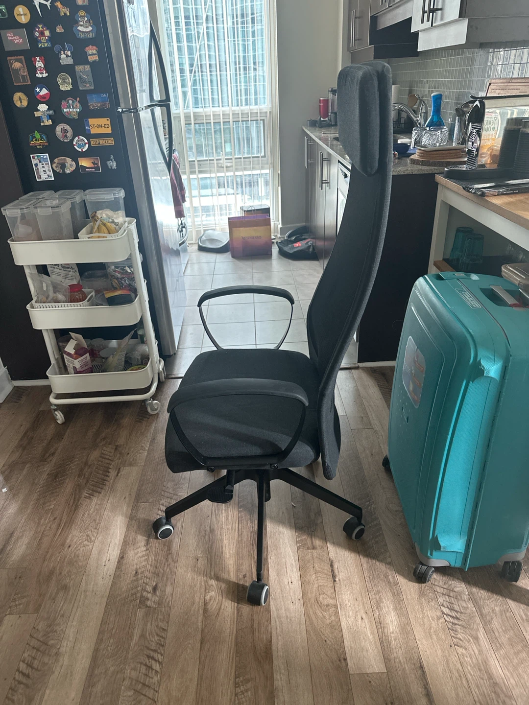 Office Chair with Headrest - photo 2