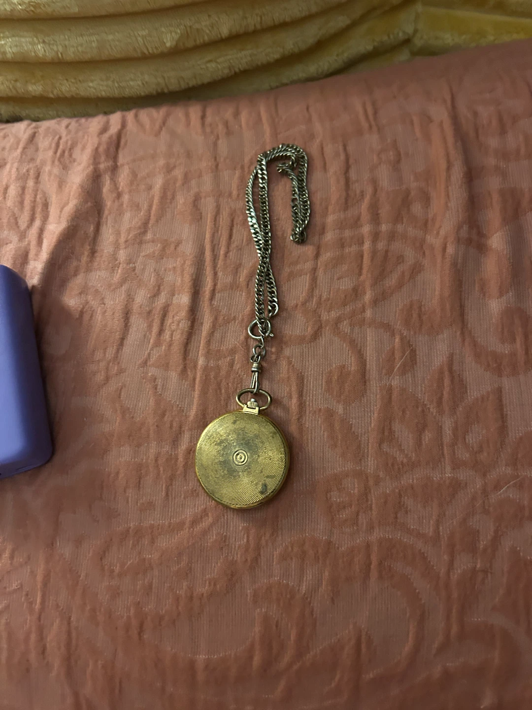Vintage Chateau Quartz Pocket Watch with Chain - photo 4