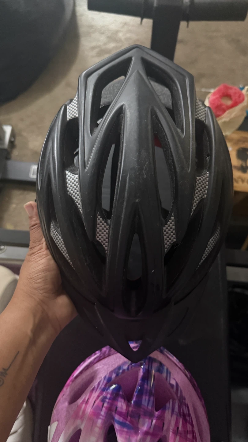 Black Adult Cycling Helmet
