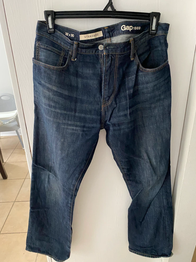 Gap 1969 Standard Fit Jeans Size 32 x 30