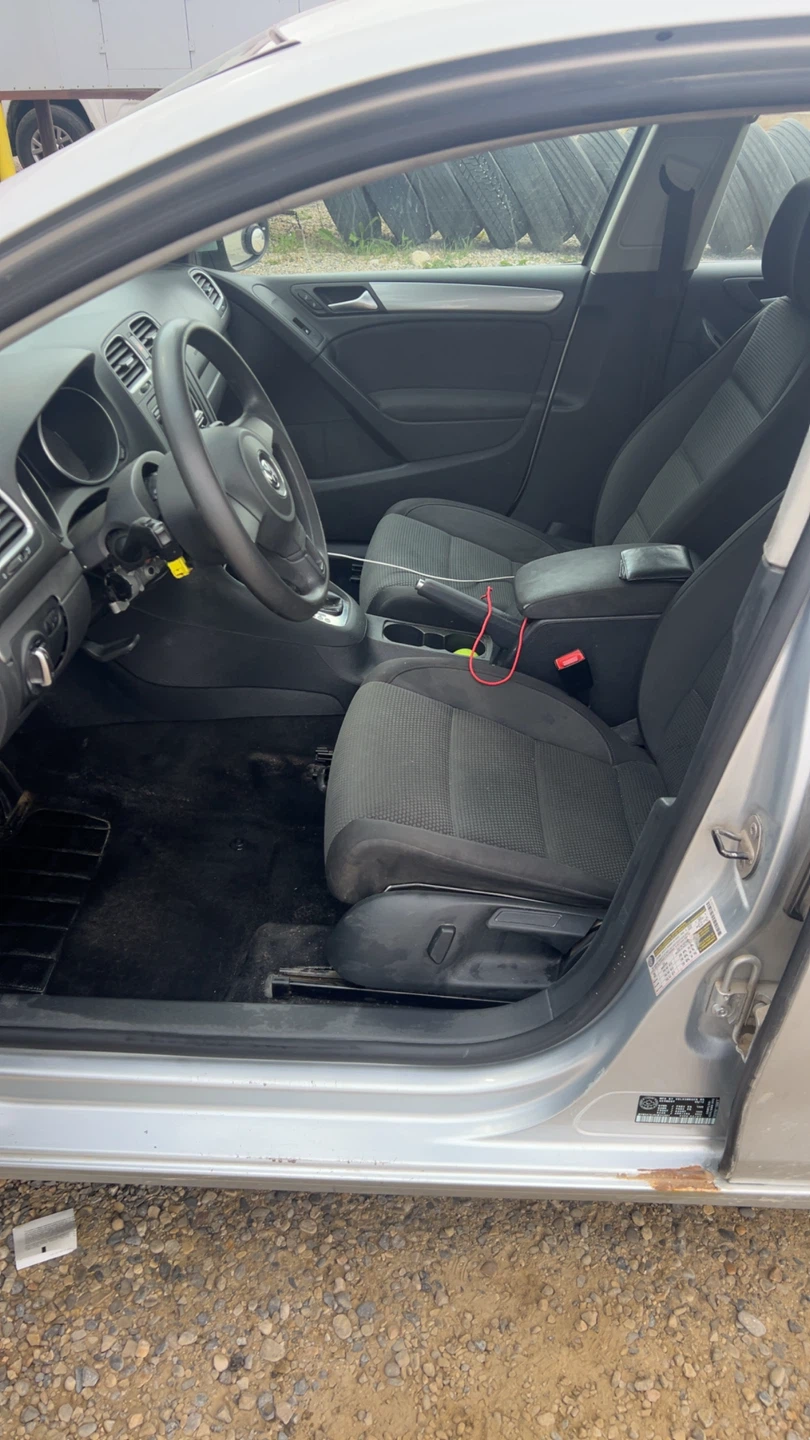 2011 Volkswagen Golf 2.5L - photo 5