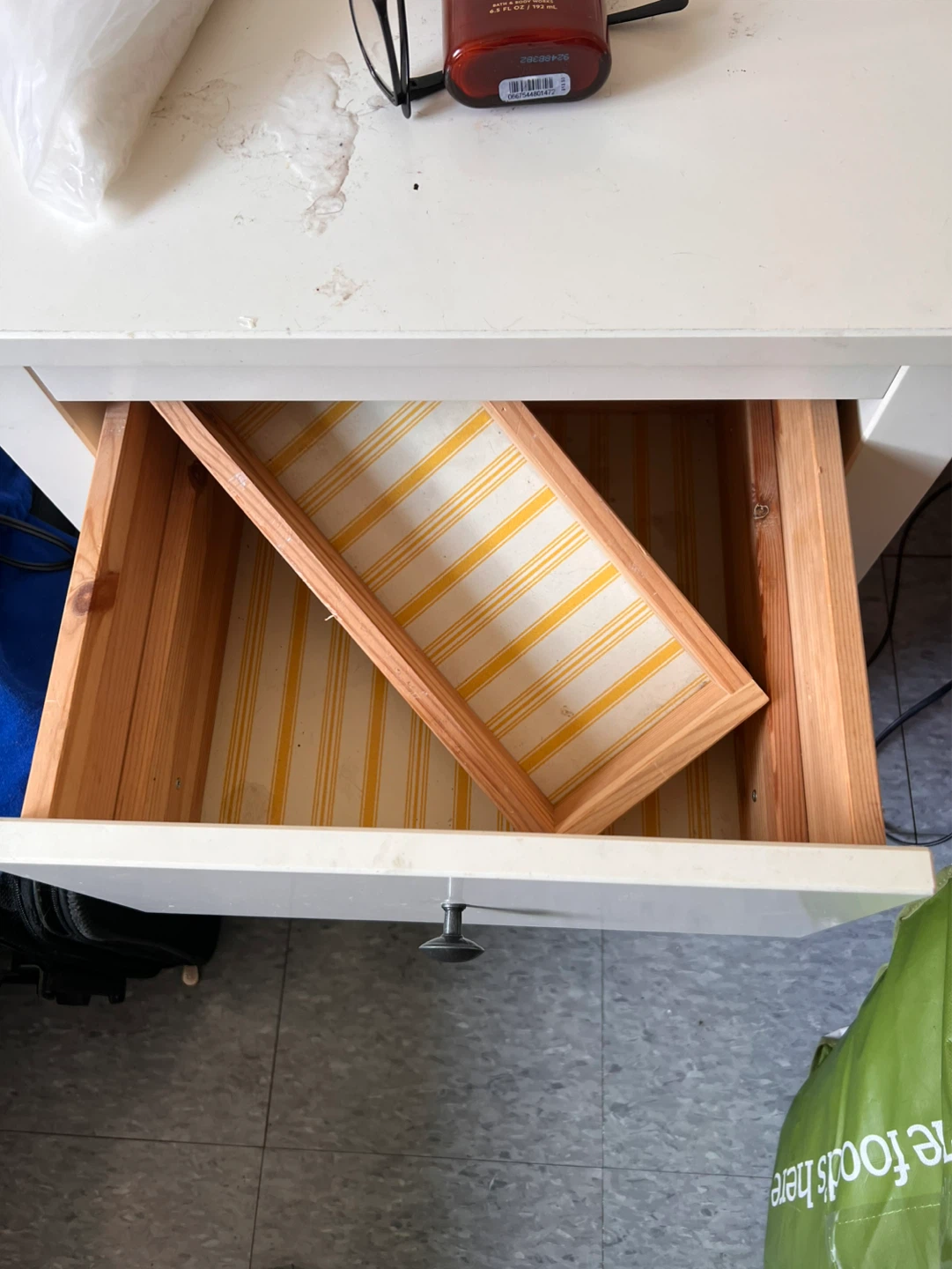 IKEA night stand - photo 3