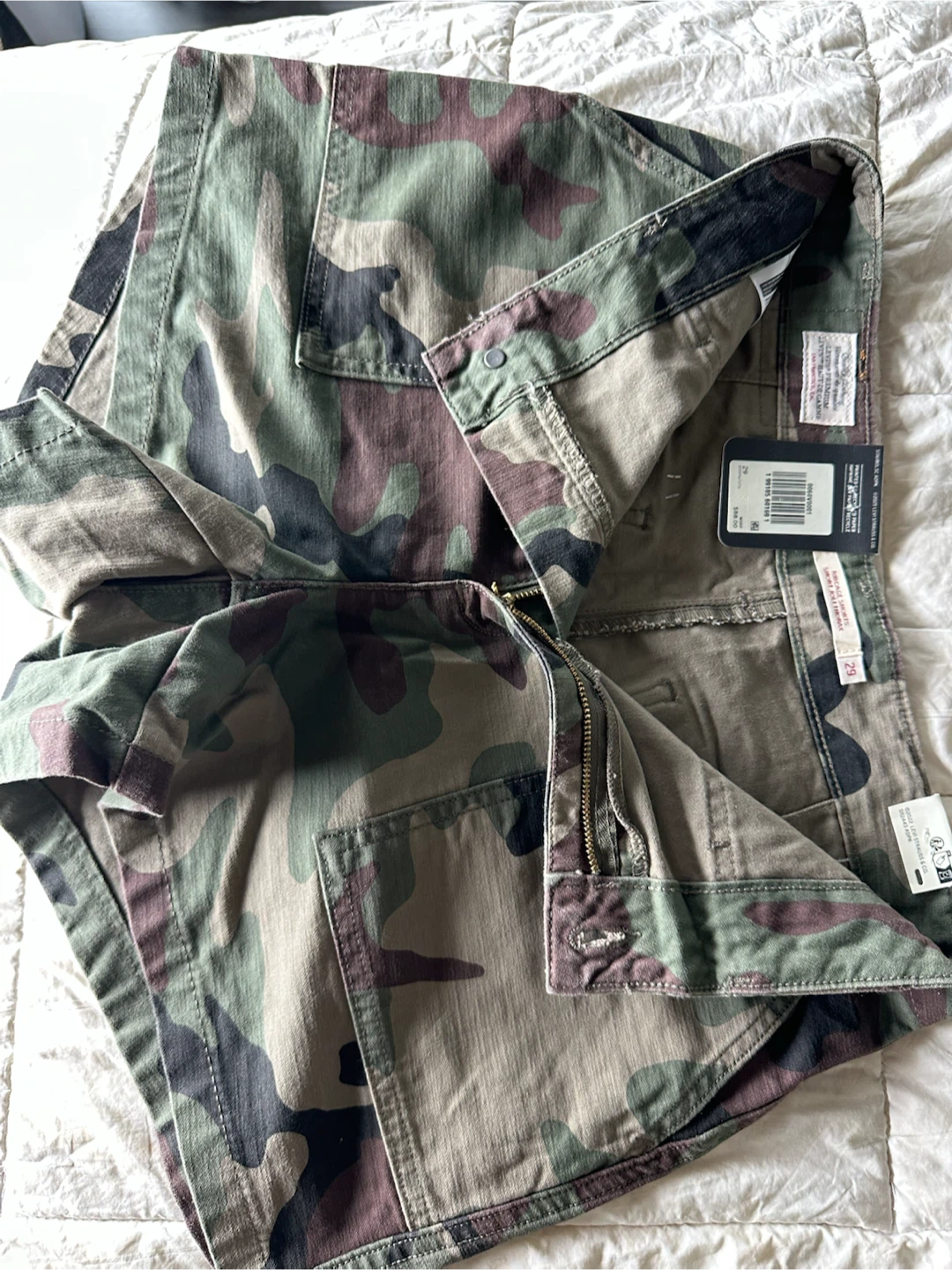 Levi's Ribcage Shorts - Camo Print Size 29 - photo 4
