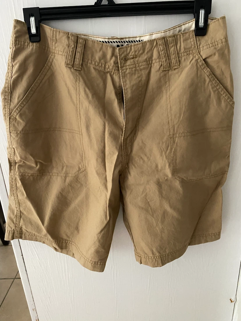 Old Navy Men's Khaki Cargo Shorts Size 32