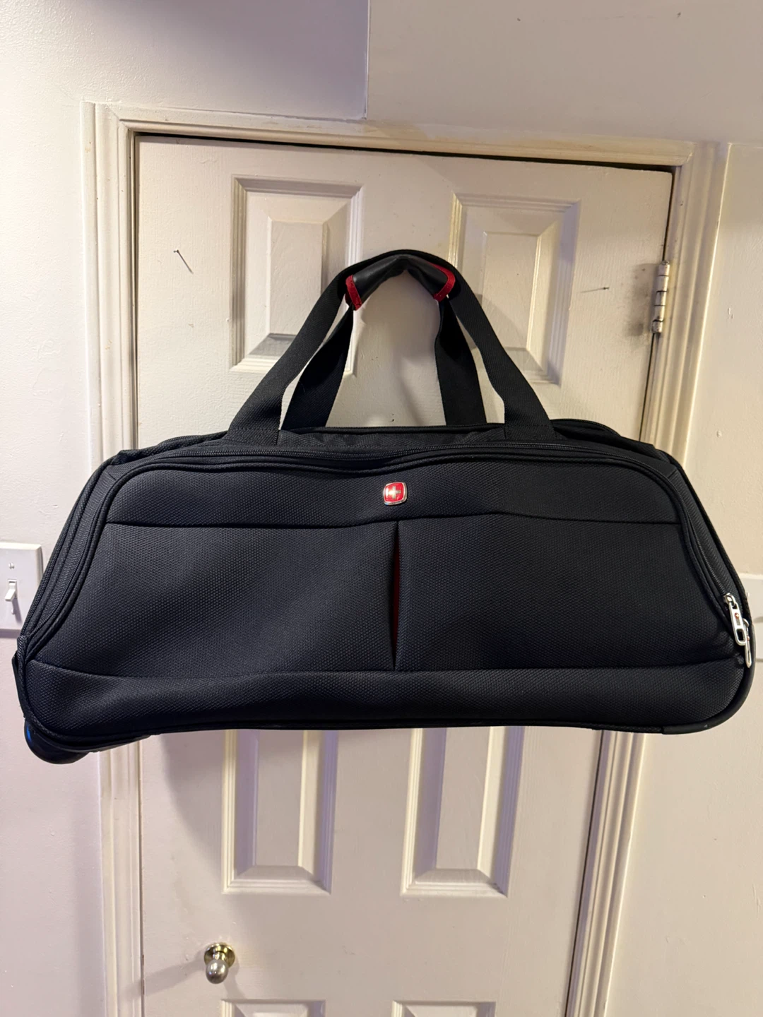 Wenger Black Rolling Duffel Bag - photo 3