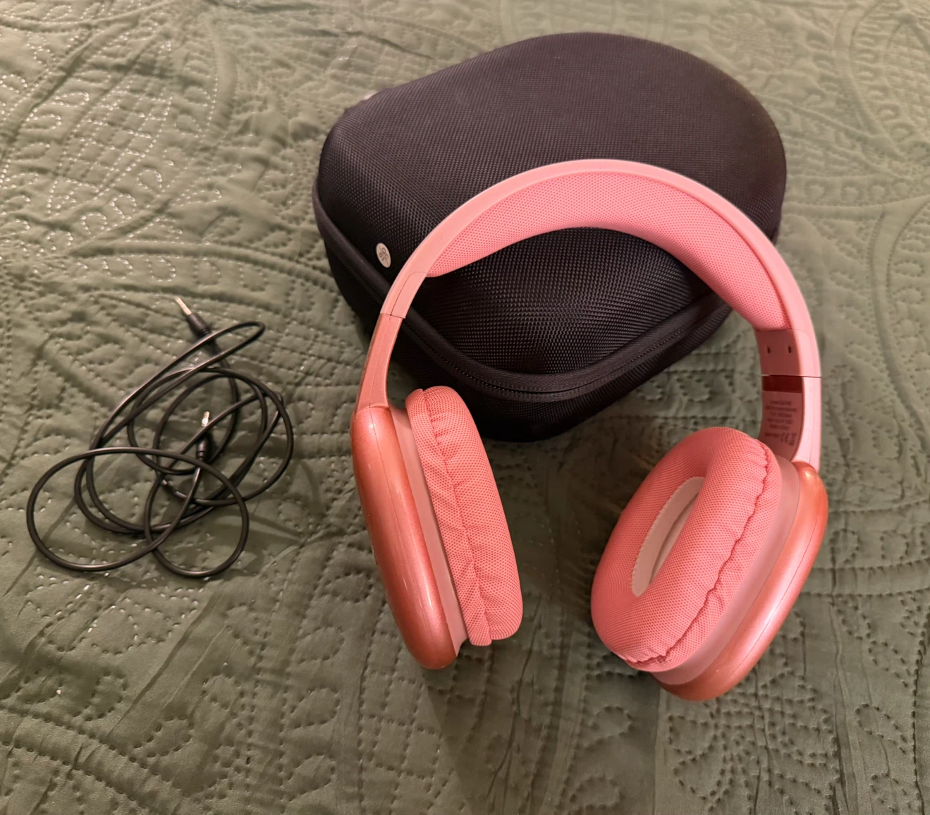 Pink Over-Ear Headphones with Case - photo 3