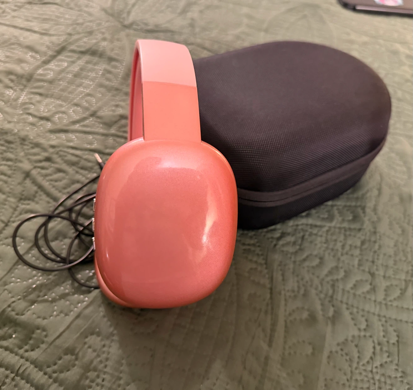 Pink Over-Ear Headphones with Case - photo 4