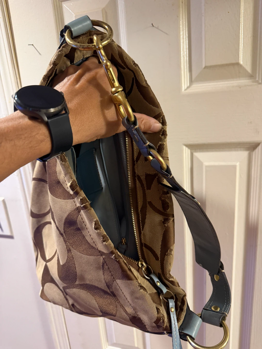 Coach Monogram Hobo Bag - photo 4