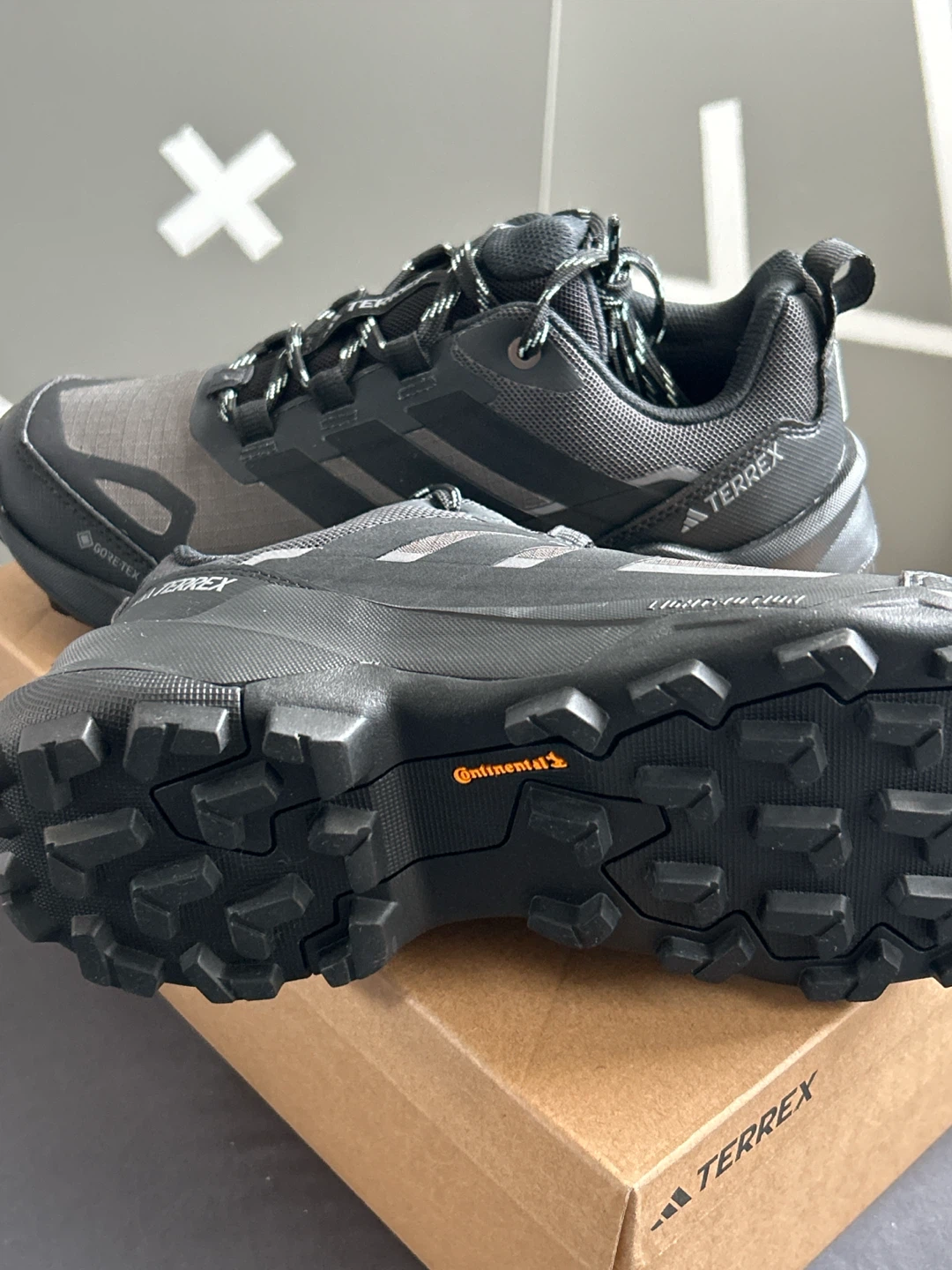 Adidas terrex skychaser Gore-Tex hiking shoes - photo 2