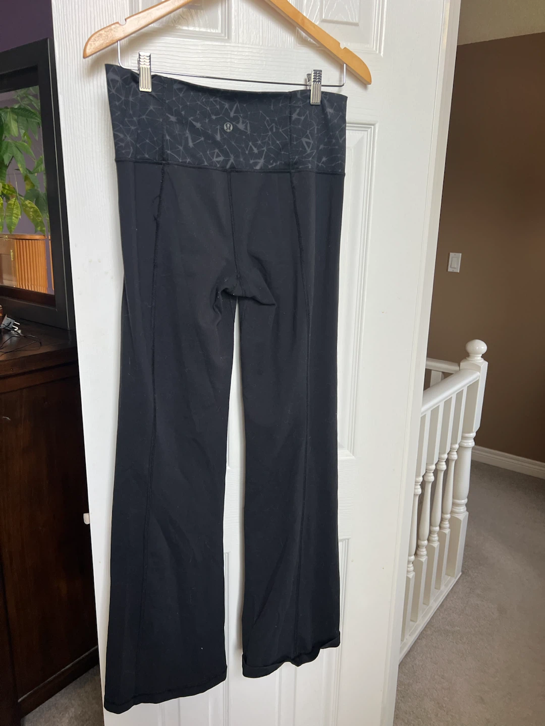 Size 10 Lululemon Black Flare high waisted Pants - photo 2