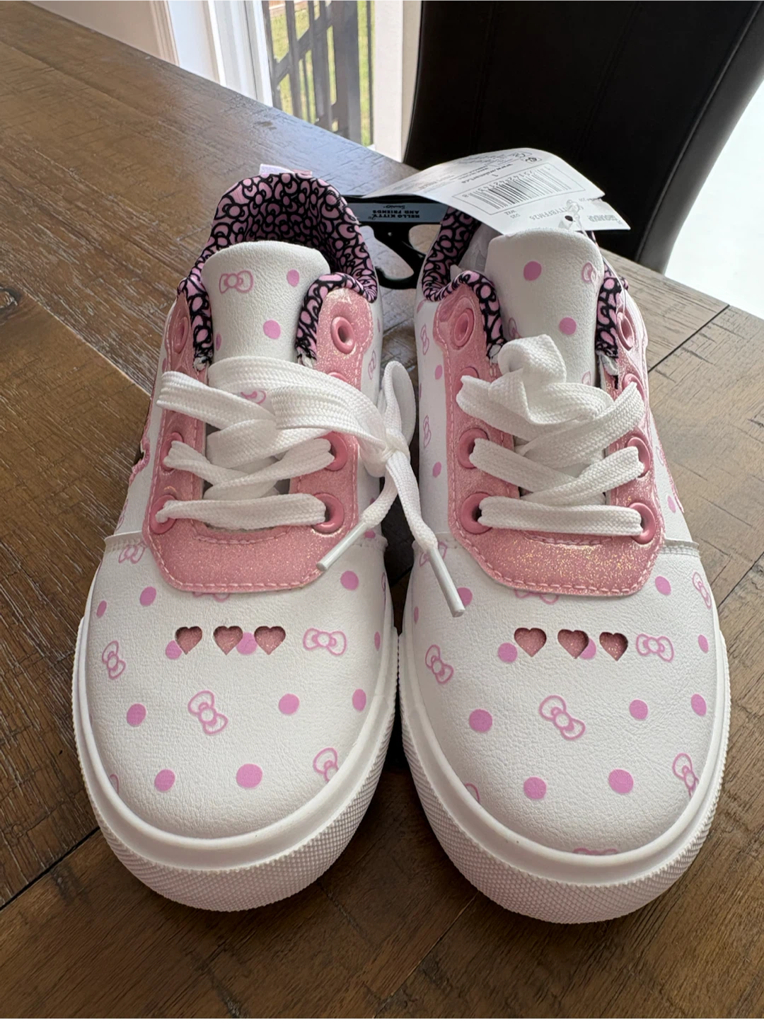 Hello Kitty and Friends girls low top Sneakers size 1 - photo 3