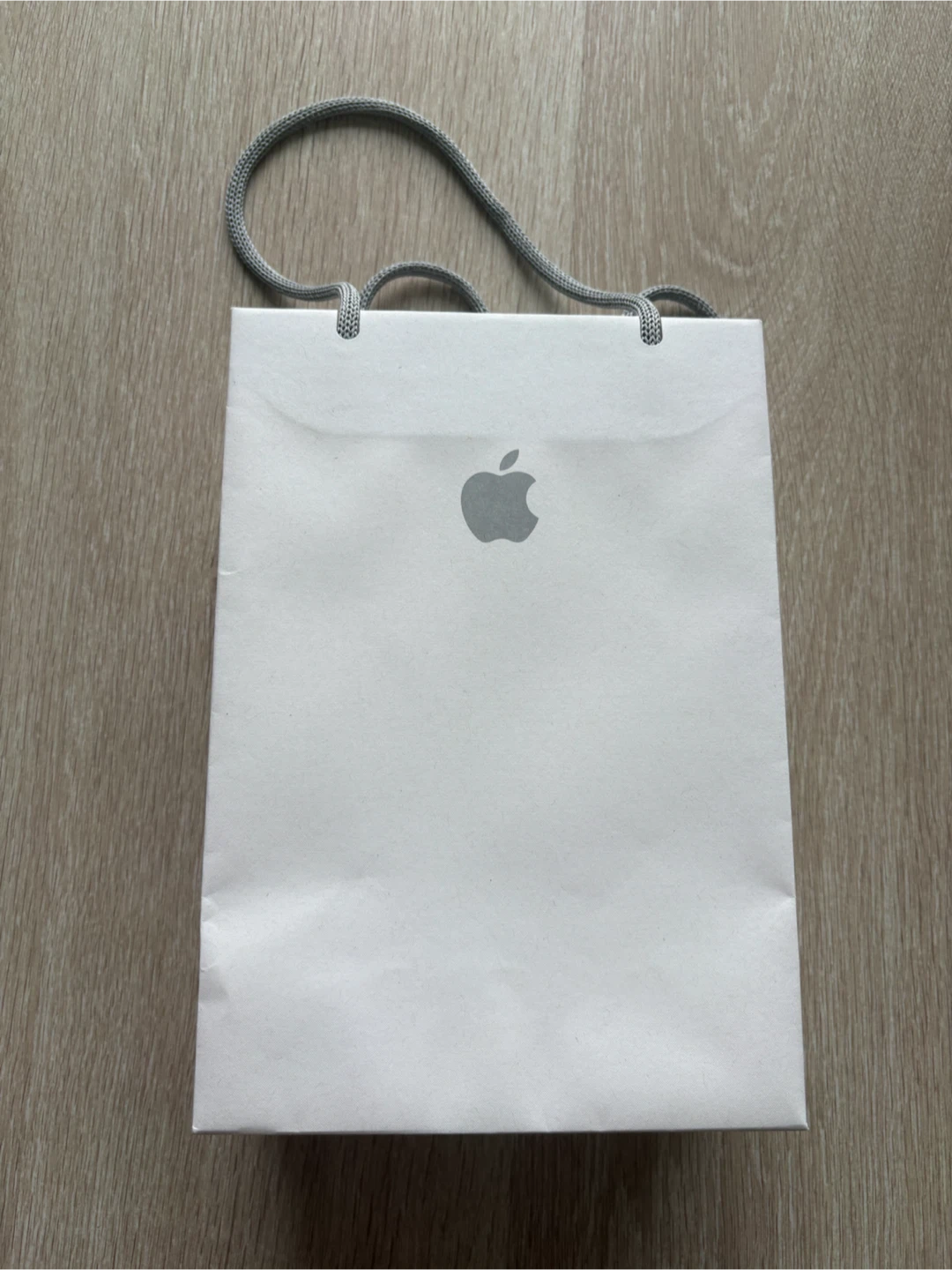 Apple Paper Shopping Bag