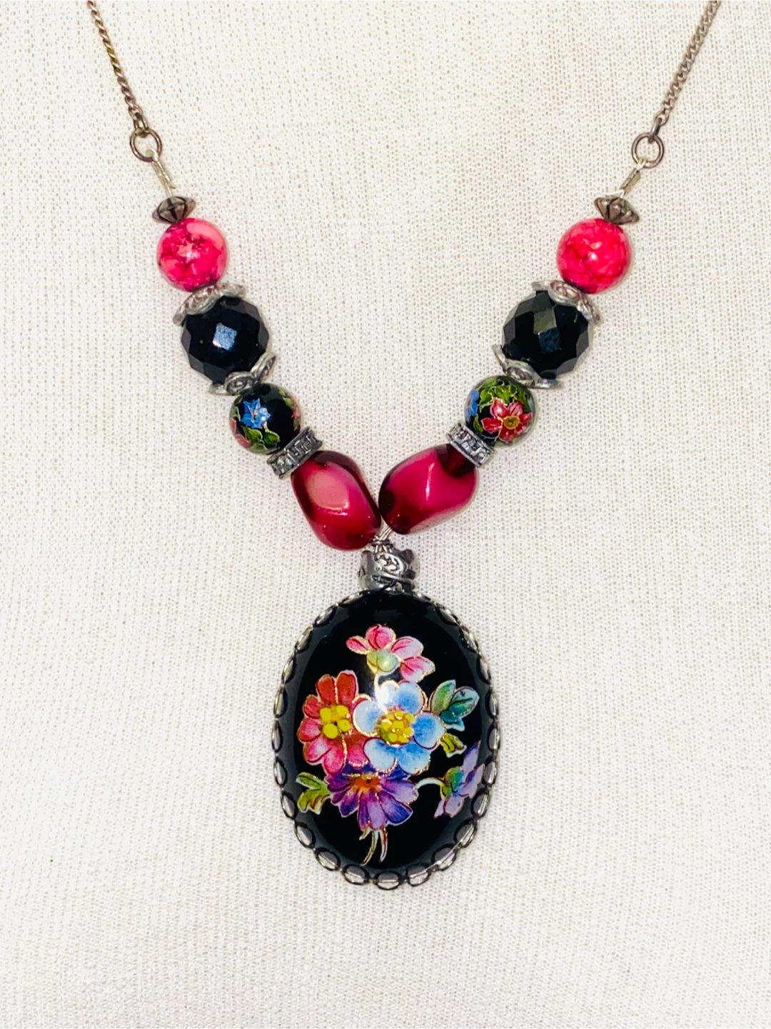 Vintage Floral Necklace and Earring Set - photo 2