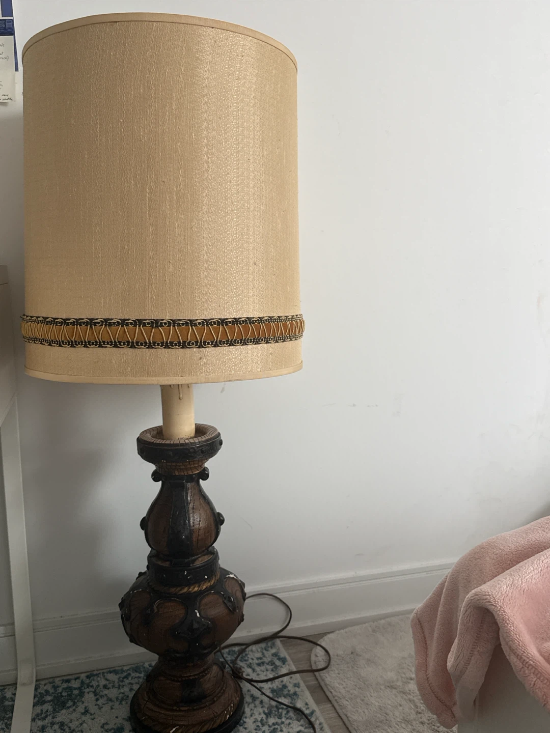 2 Vintage Table Lamps with Beige/ Red Shade - photo 4