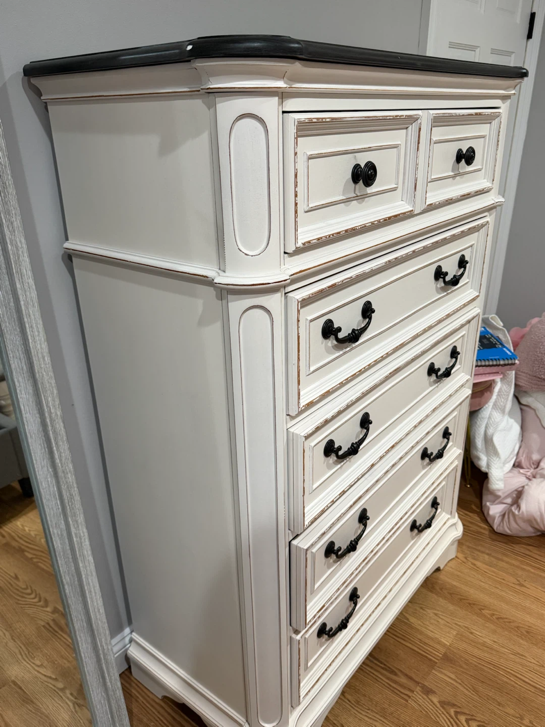 White 7-Drawer Dresser with Jewelry Compartment - photo 2