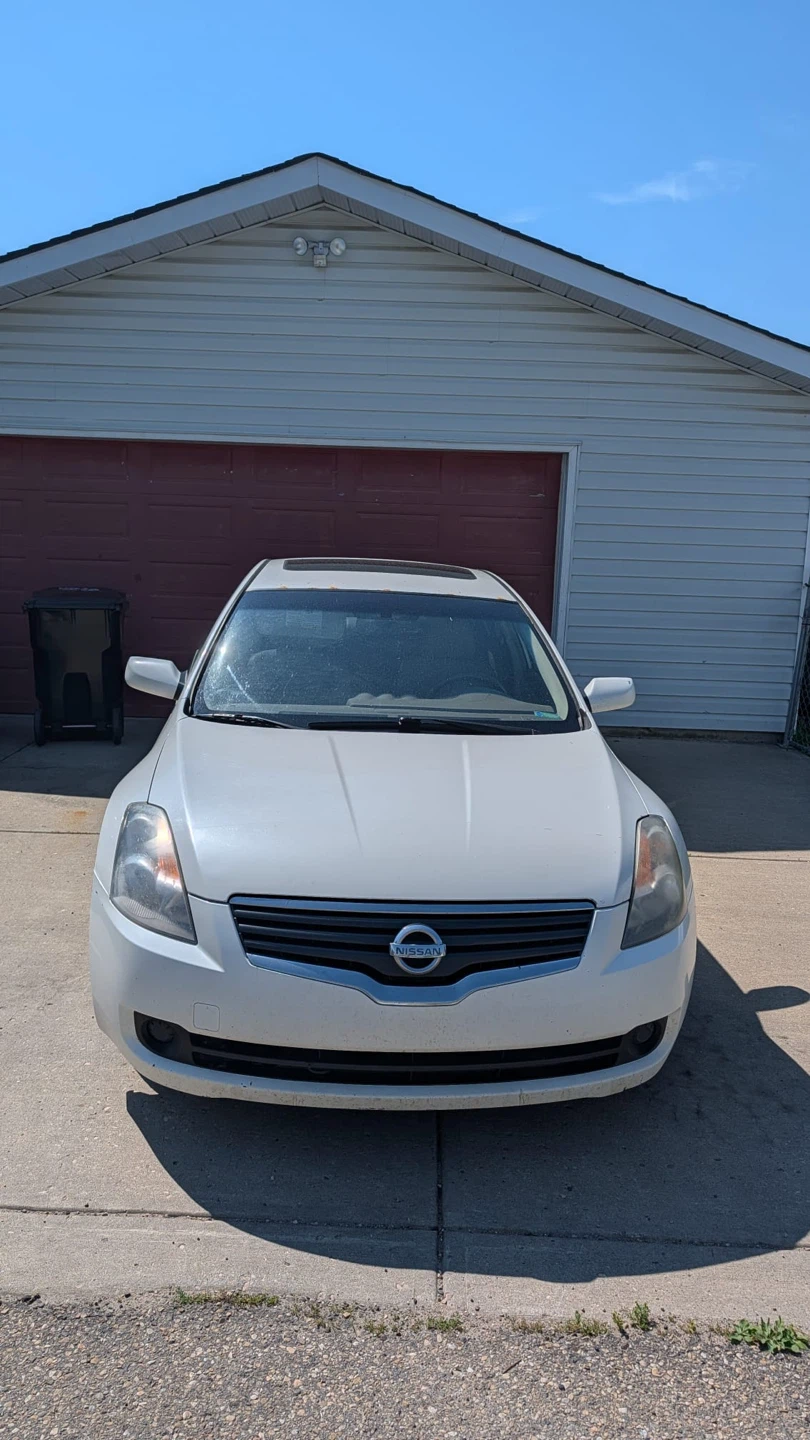 Car - photo 3