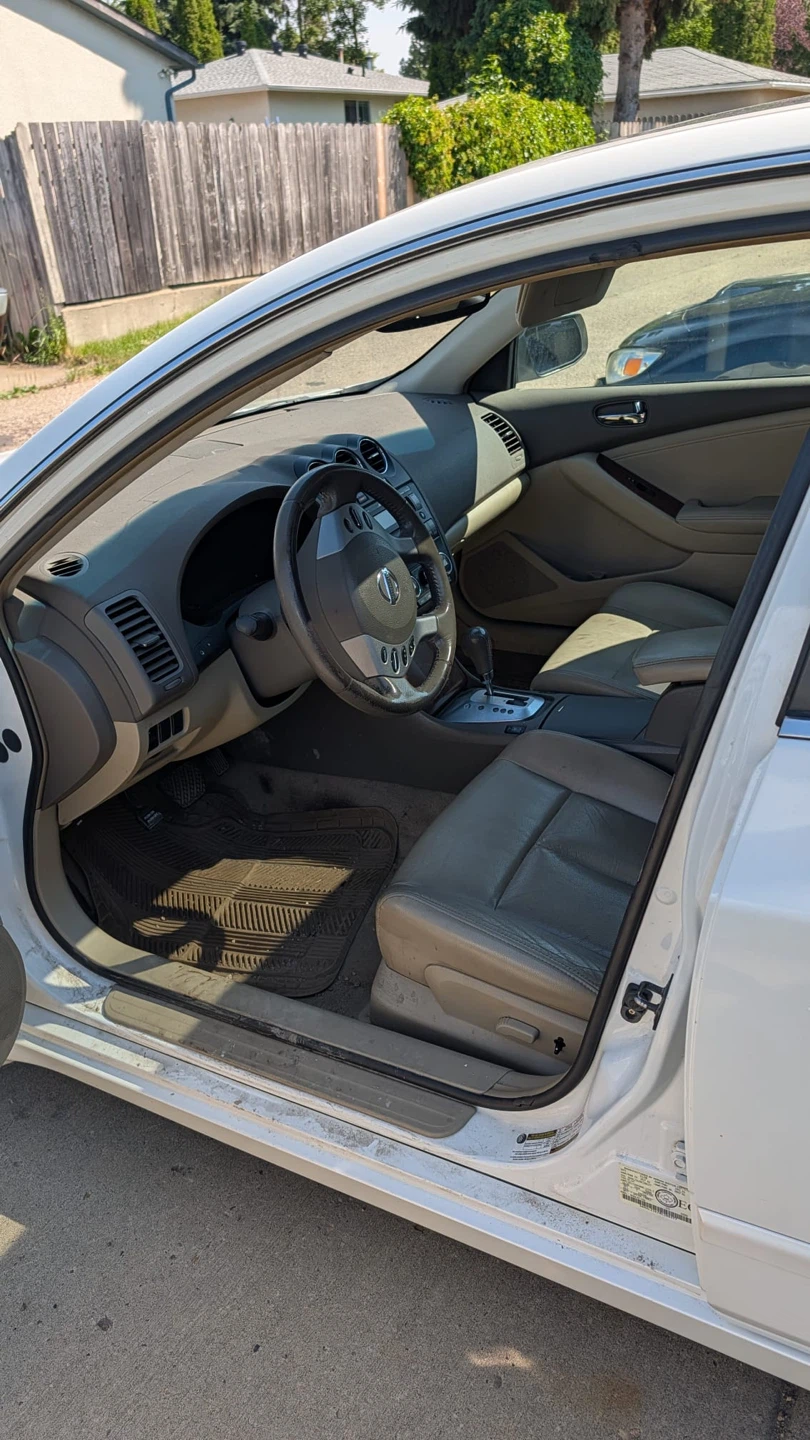 Car - photo 5