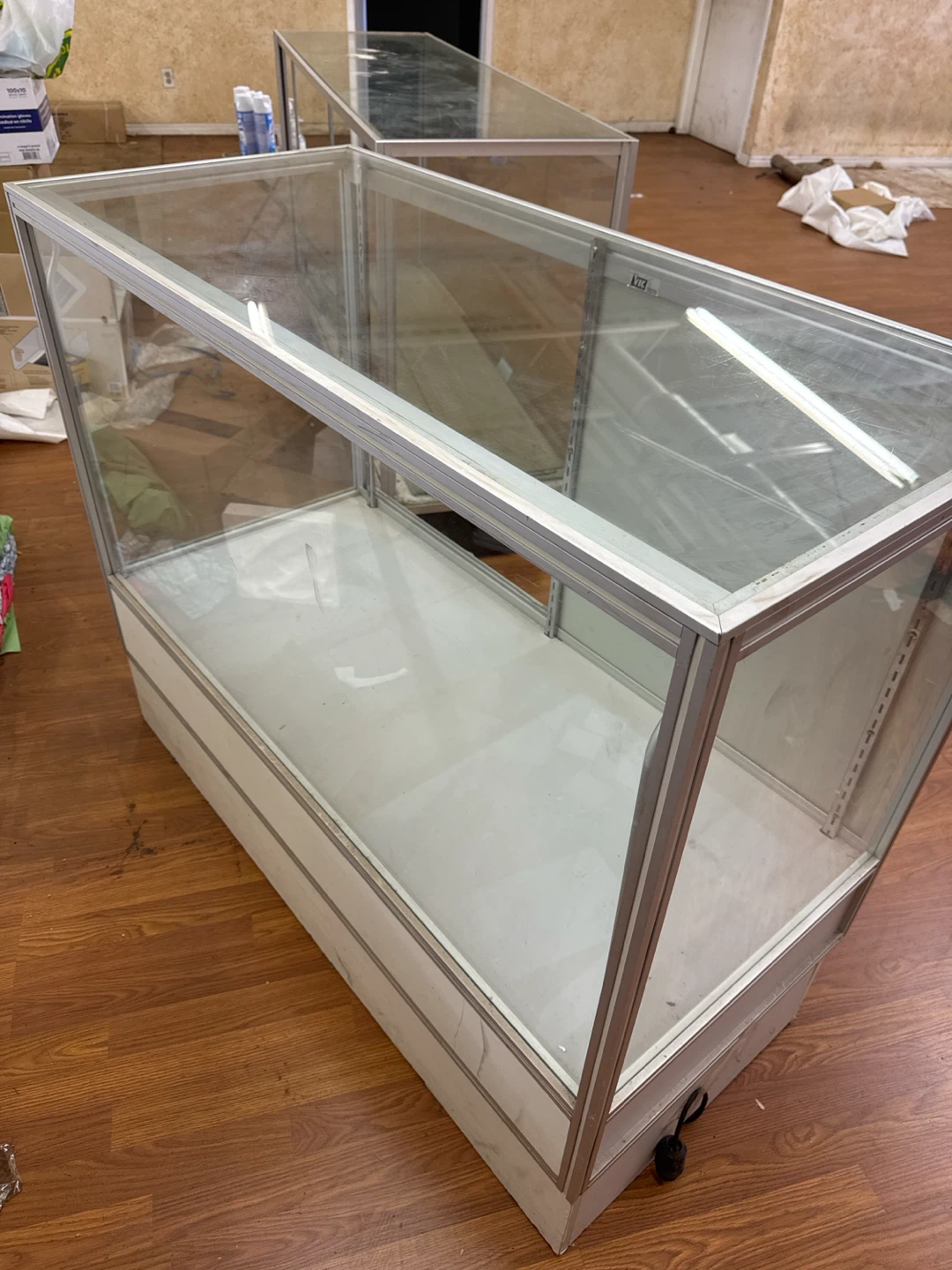 Display cabinets