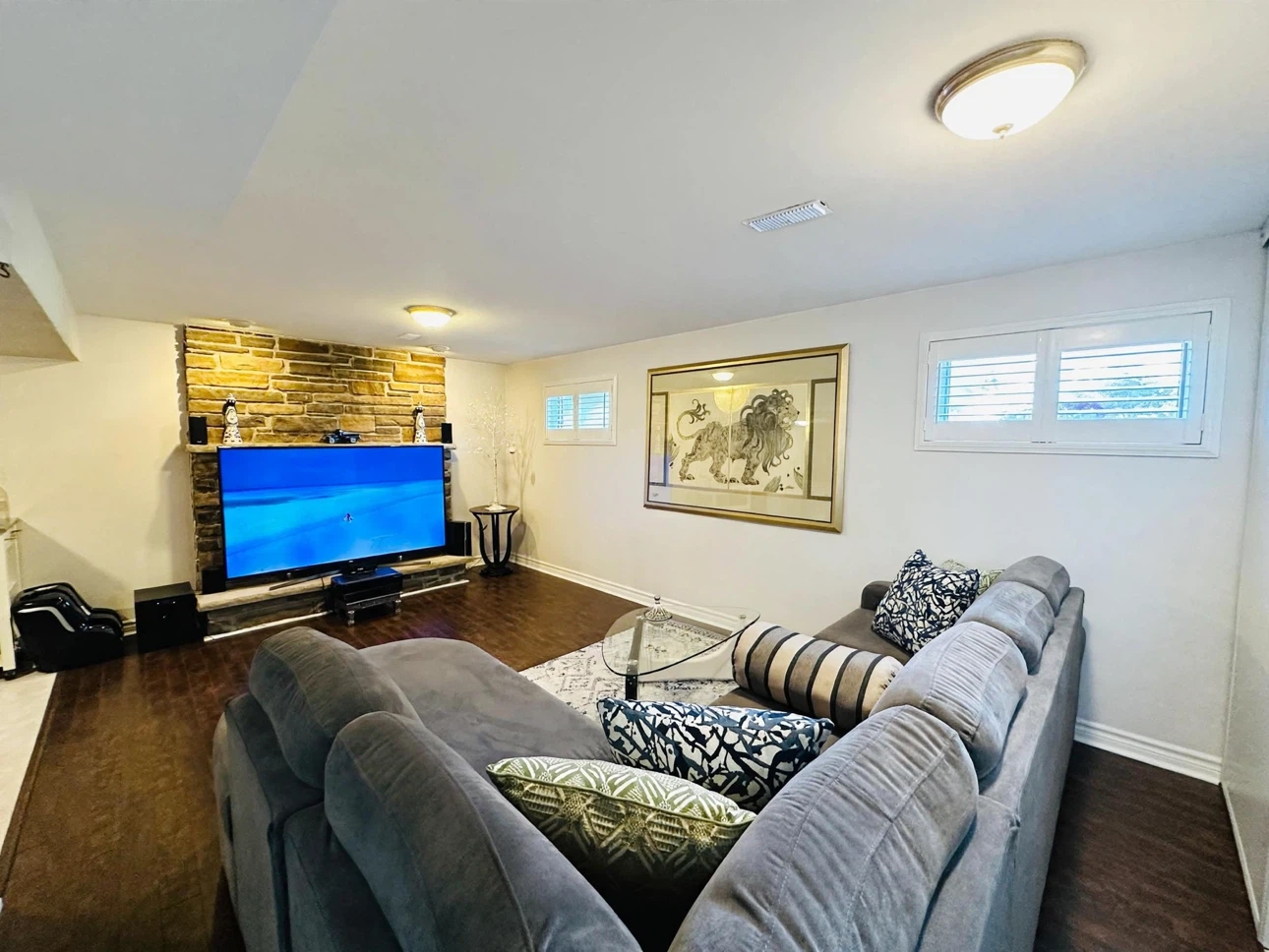 ROOMMATE WANTED