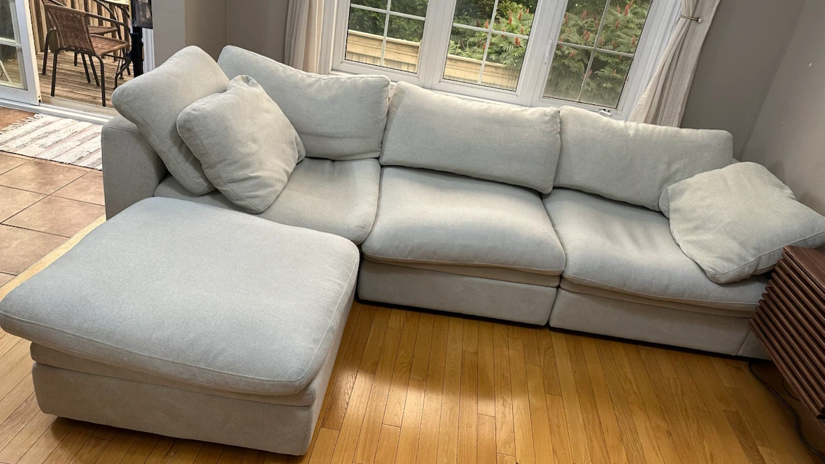 Light Grey Sectional Sofa with Ottoman - photo 2