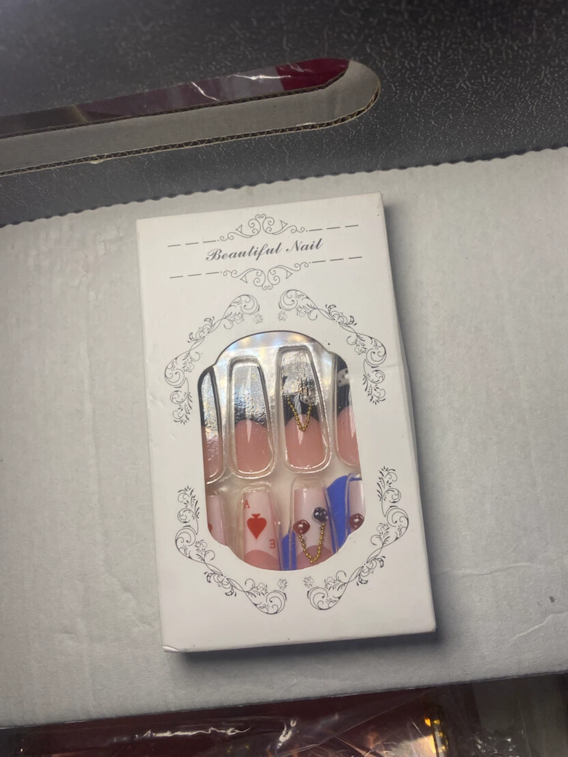 Beautiful Nail Press-On Nails
