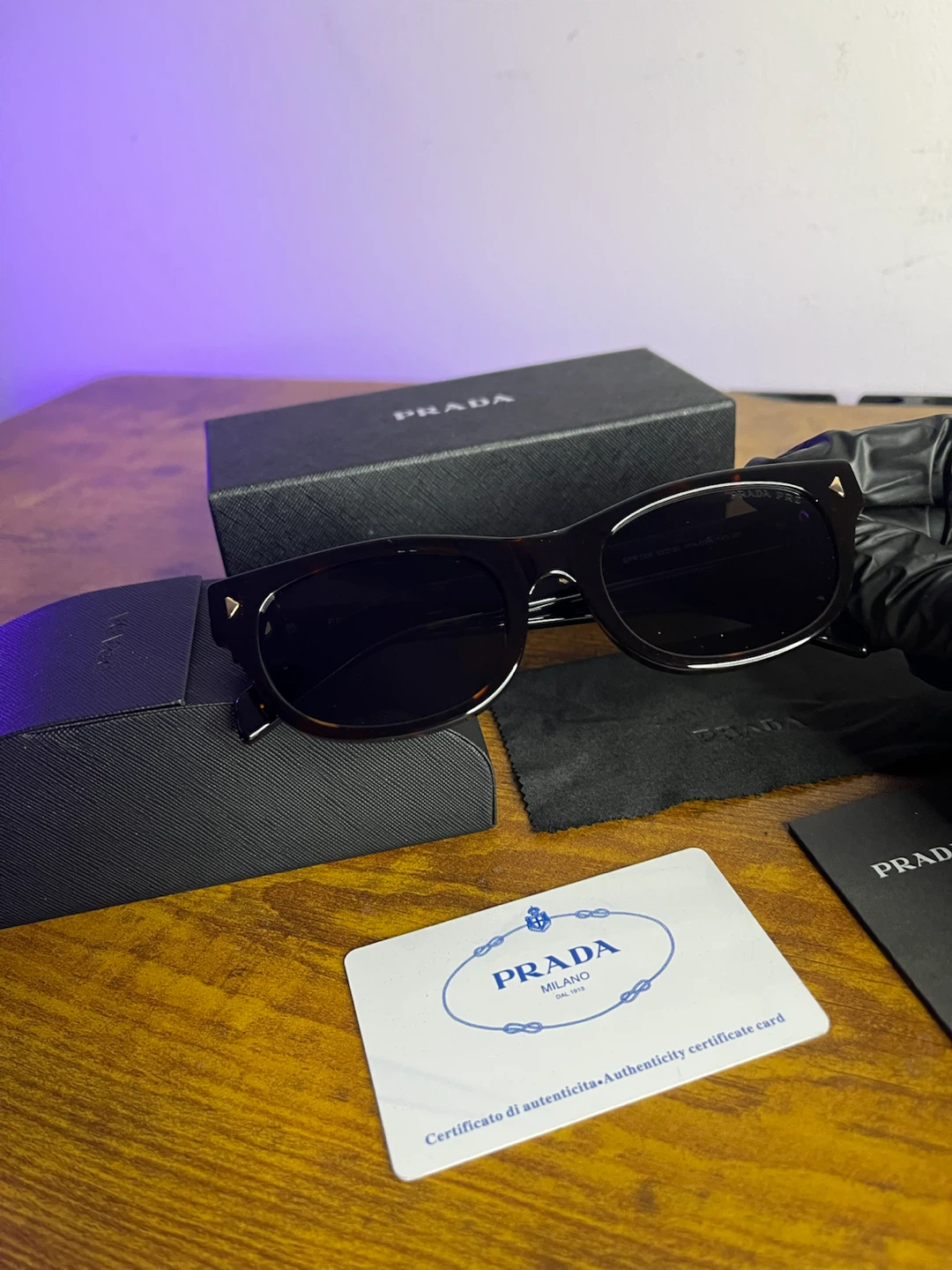Prada Sunglasses SPR C09