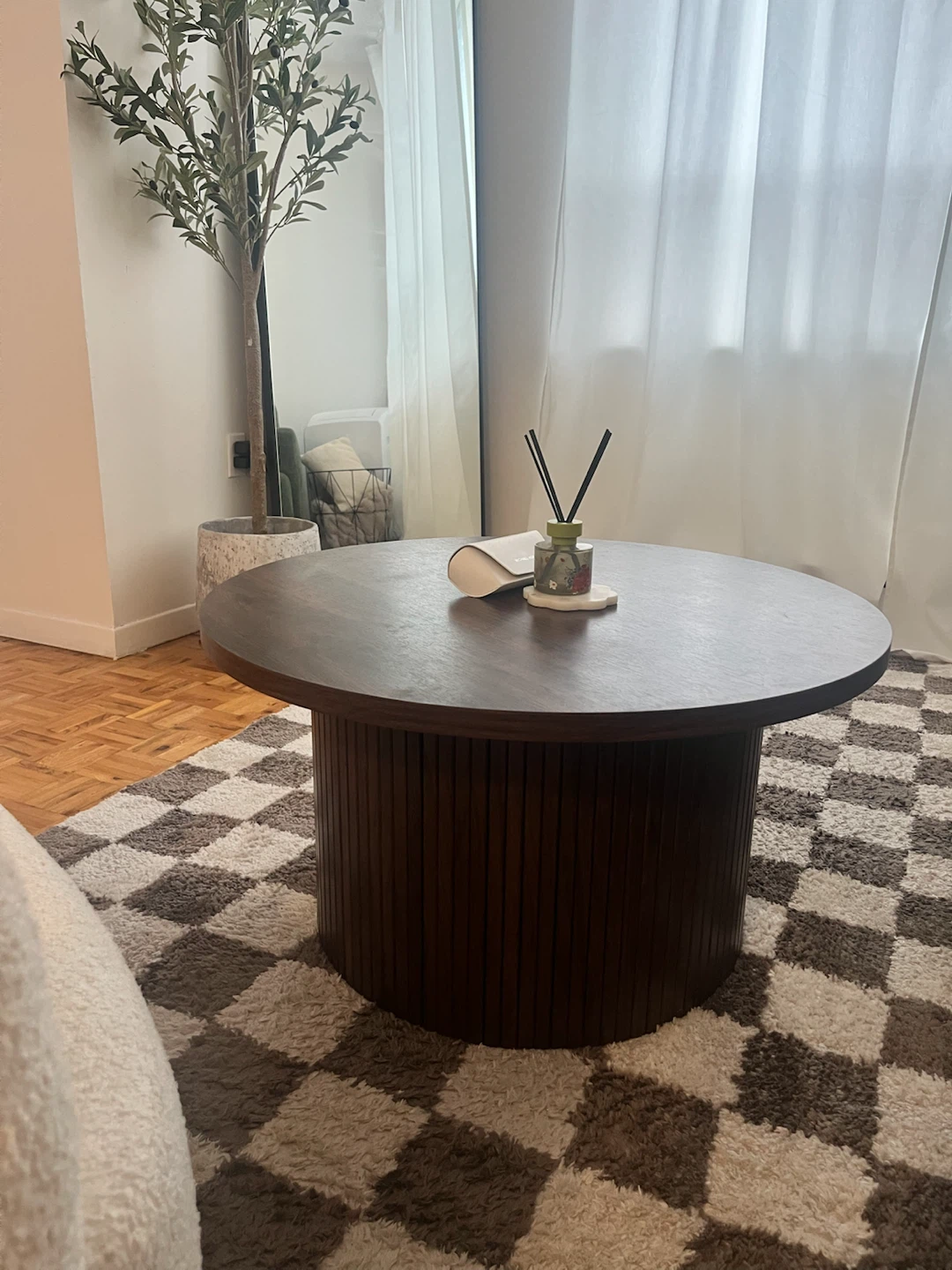 Round Wood Coffee Table - photo 2