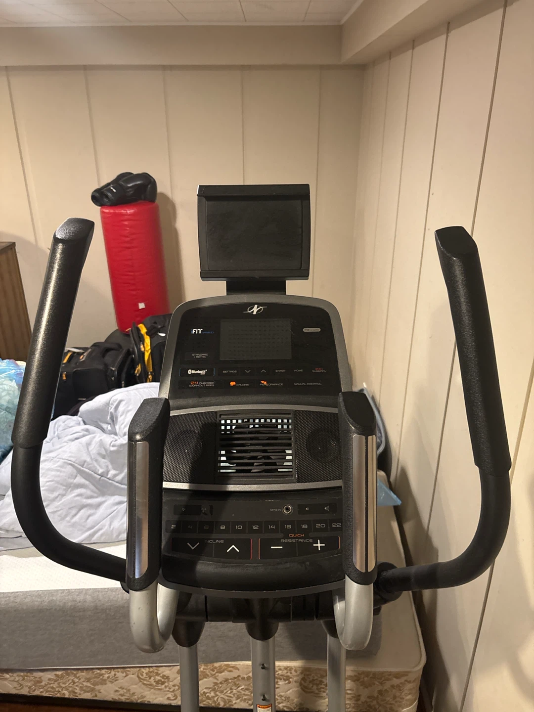 NordicTrack Spacesaver SE7i Elliptical - photo 4