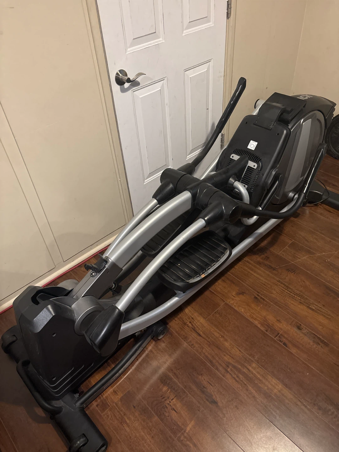NordicTrack Spacesaver SE7i Elliptical - photo 5