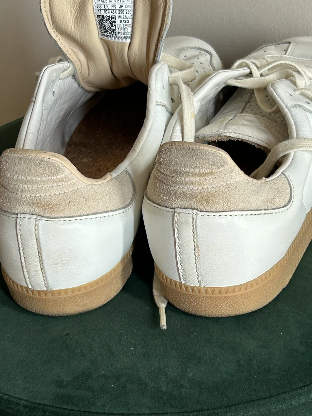 Adidas White Sneakers Size 10.5 - photo 3