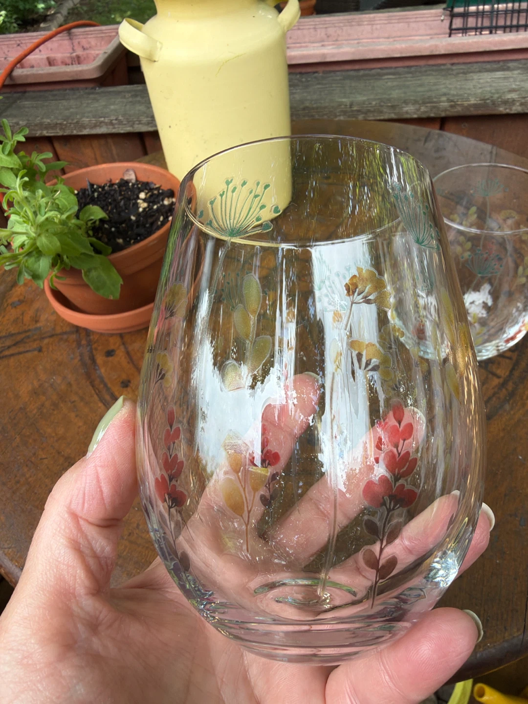 Set of 2 Stemless Wine Glasses with Floral Design - photo 3