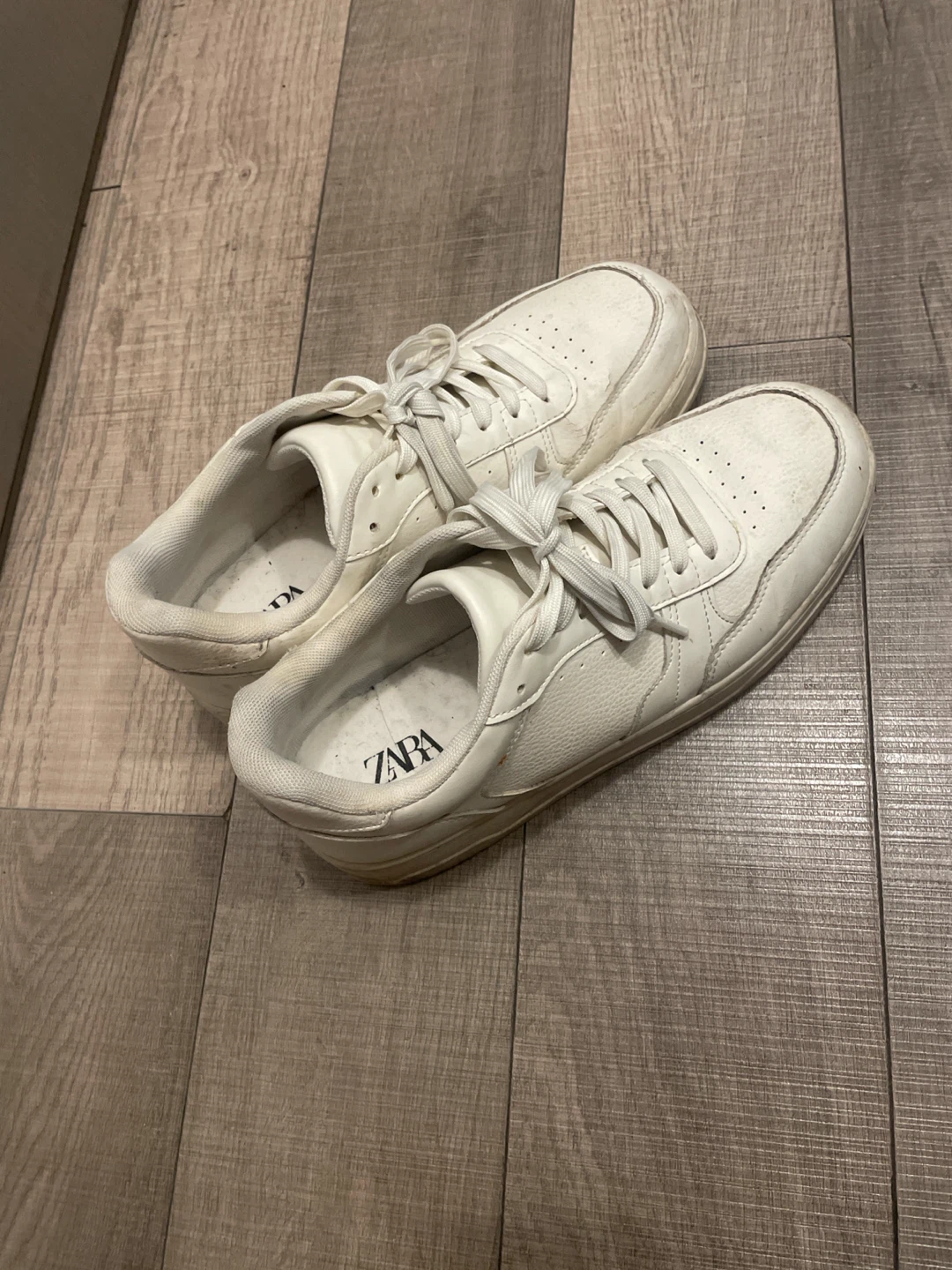 ZARA White Sneakers Size 42